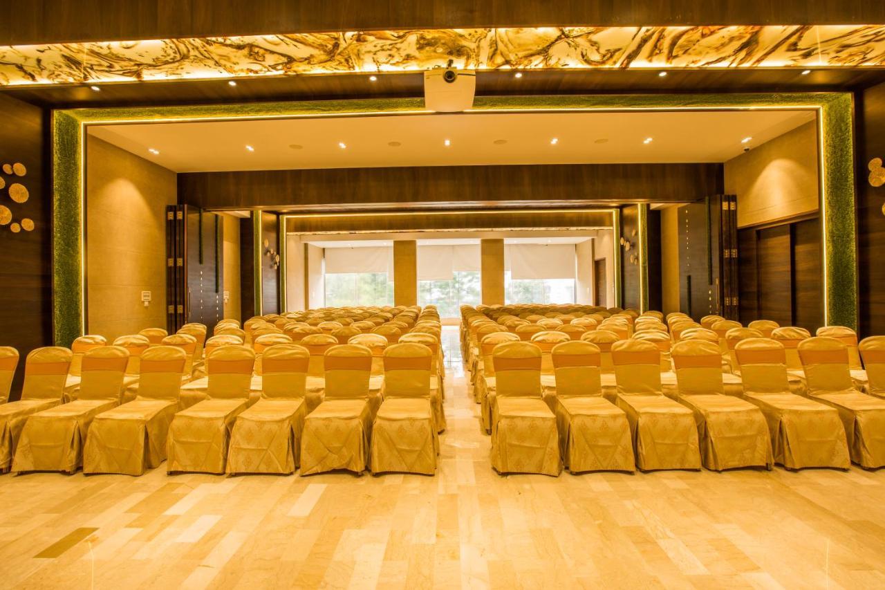 Hotel Millennium Park Panchgani Eksteriør bilde